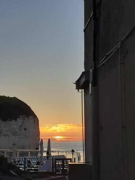 Yport, Maison De Pecheur Avec Jolie Terrasse. *